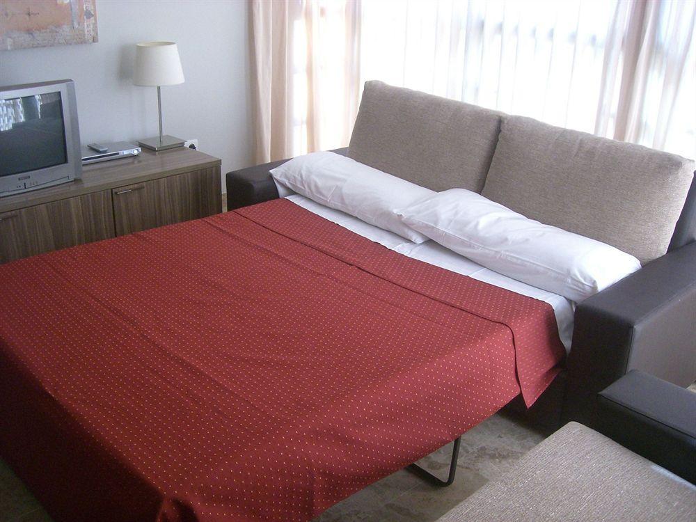 Apartamentos Plaza Picasso Valencia Buitenkant foto